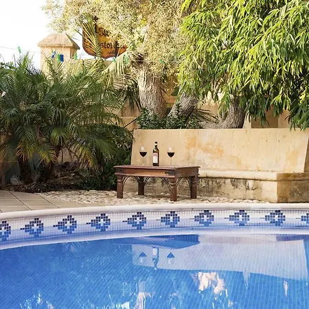 לינה וארוחת בוקר Il-wileg Qala